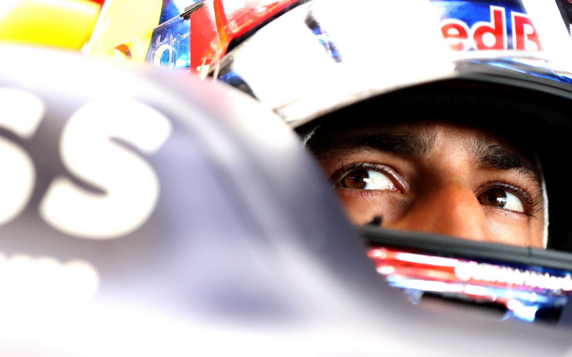 Daniel Ricciardo chce s Red Bullem příští rok bojovat o titul