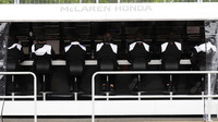 Pitwall týmu McLaren Honda v závodě v Kanadě
