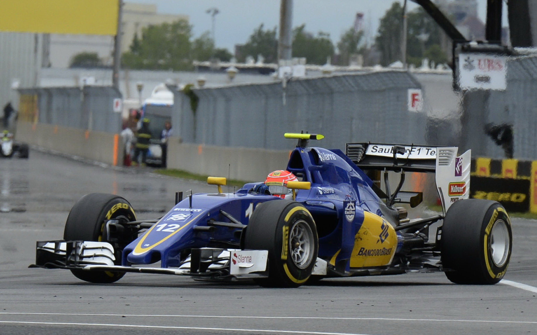 Felipe Nasr v závodě v Kanadě