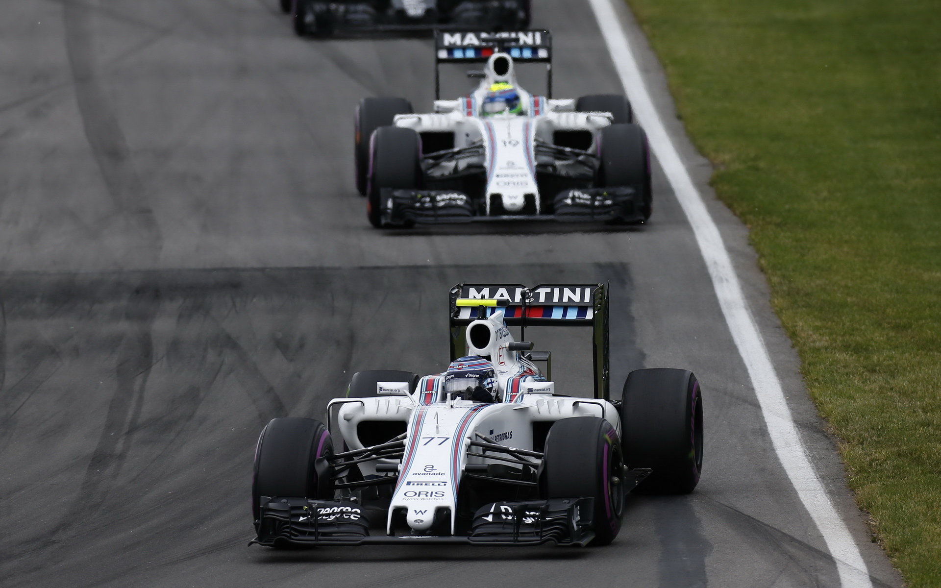 Valtteri Bottas a Felipe Massa v závodě v Kanadě
