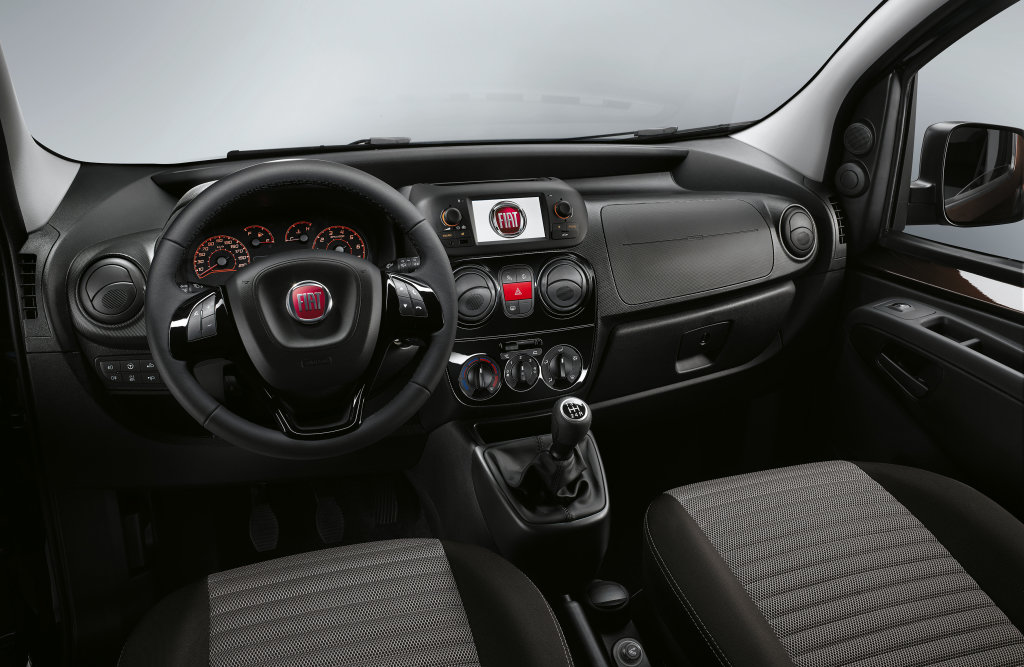 Fiat Qubo má po faceliftu nový design, uvnitř došlo na zvýšení kvality.
