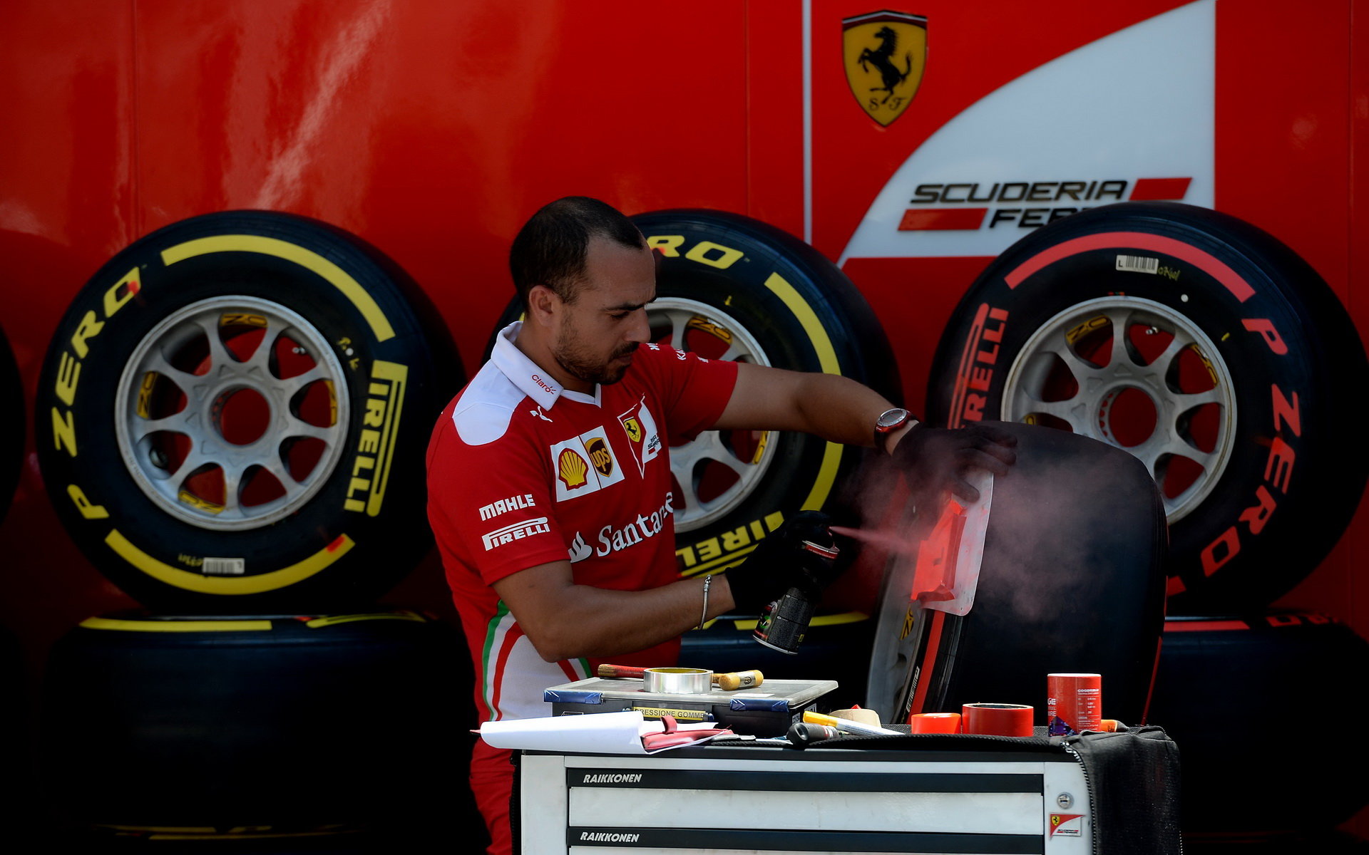 Ferrari bude jedním z týmů, které se zapojí do vývoje nových pneumatik