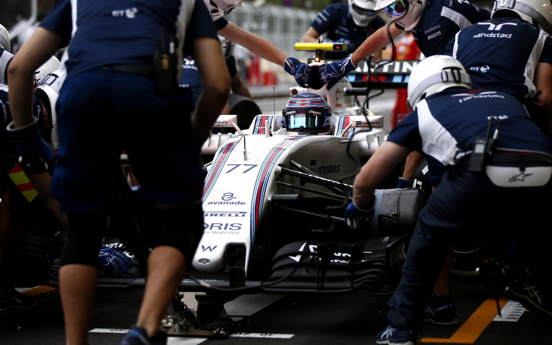 Valtteri Bottas při tréninku v Baku