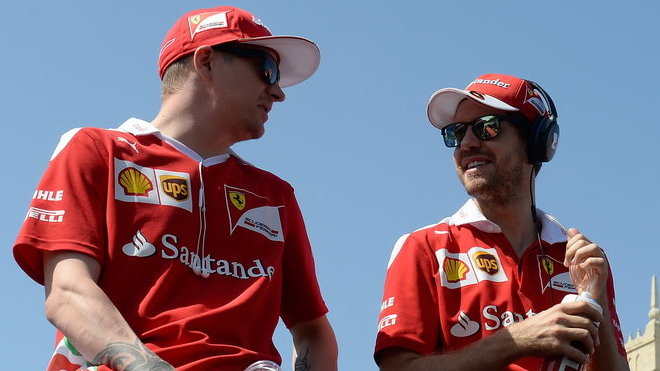 Kimi Räikkönen zůstane u Ferrari i pro příští sezónu