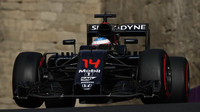 Fernando Alonso v kvalifikaci v Baku