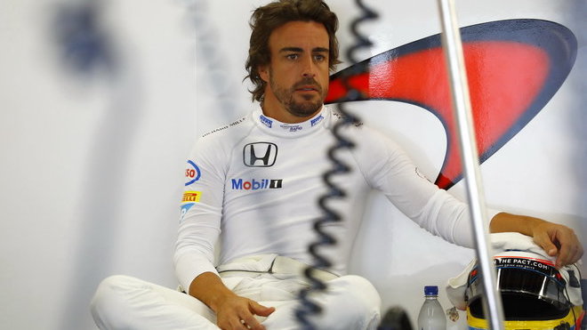 Fernando Alonso toho má dost za sebou, aby mohl srovnávat