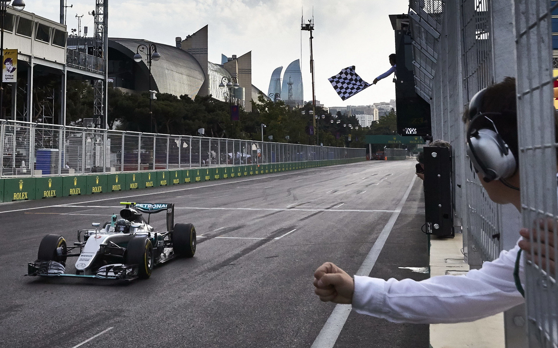 Rosberg si s nastavením poradil mnohem dříve než Hamilton a Velkou cenu Evropy vyhrál