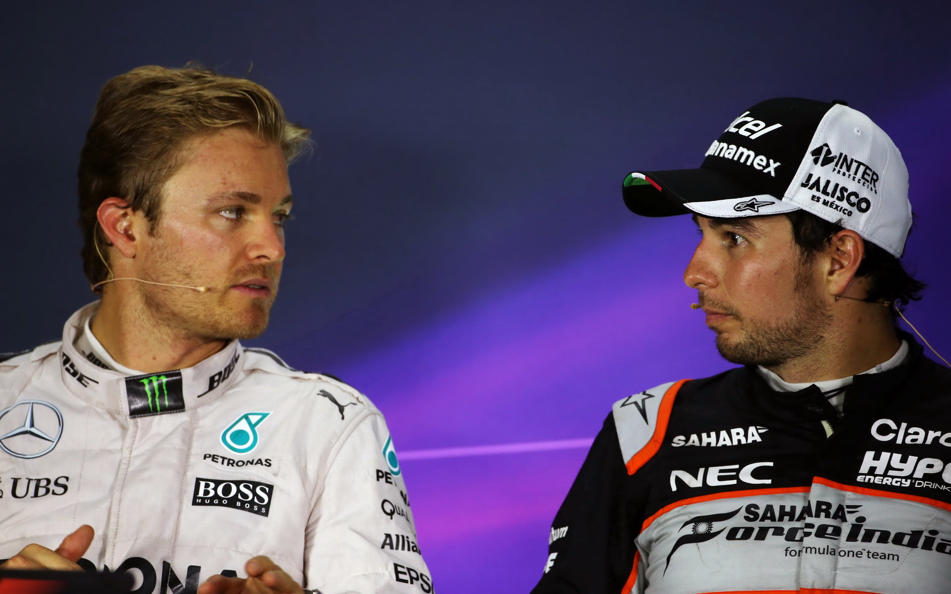 Nico Rosberg a Sergio Pérez na tiskovce po závodě v Baku
