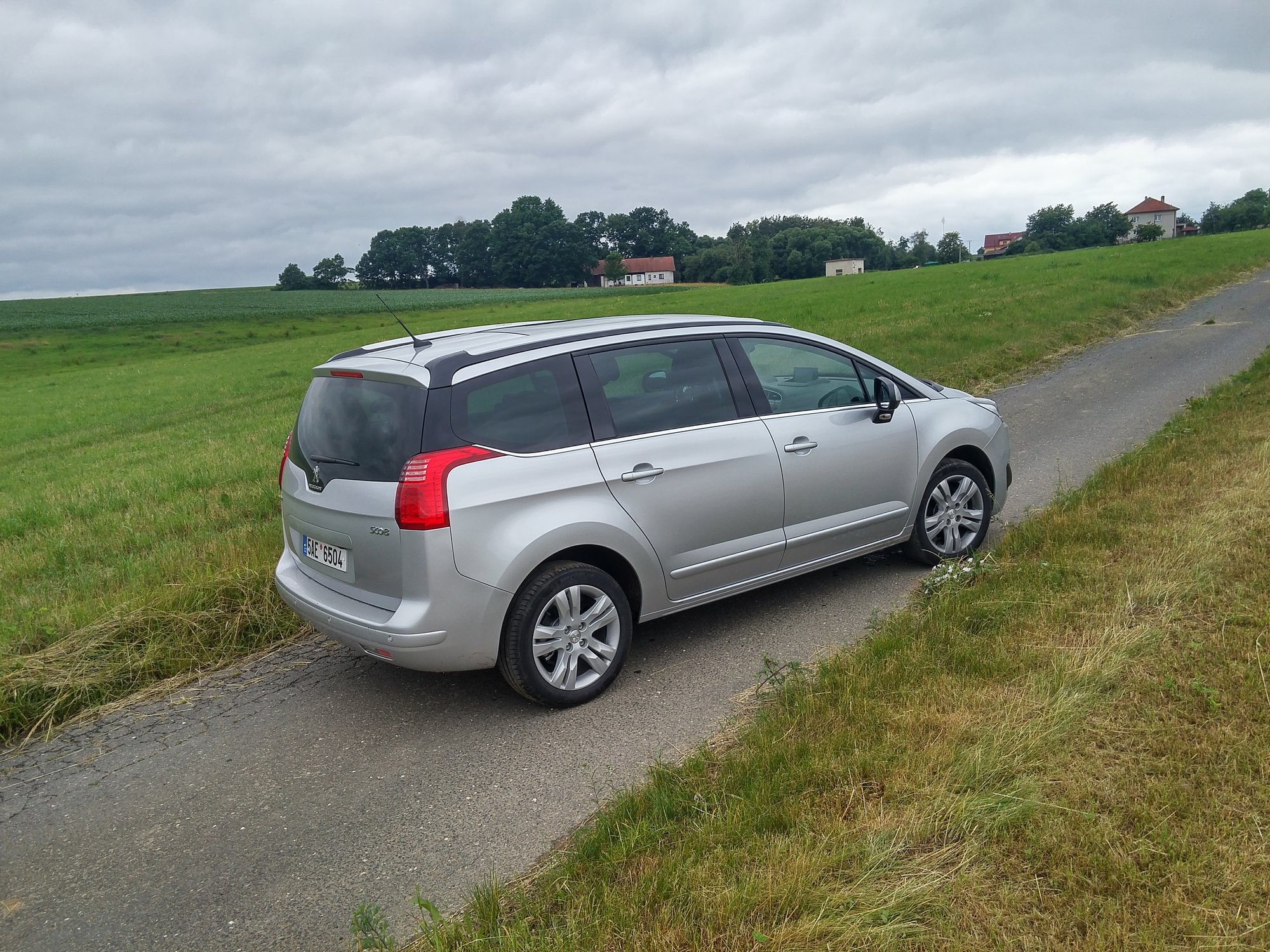 Peugeot 5008