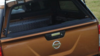 Nissan Navara Hardtop 2.3 dCi (2016)
