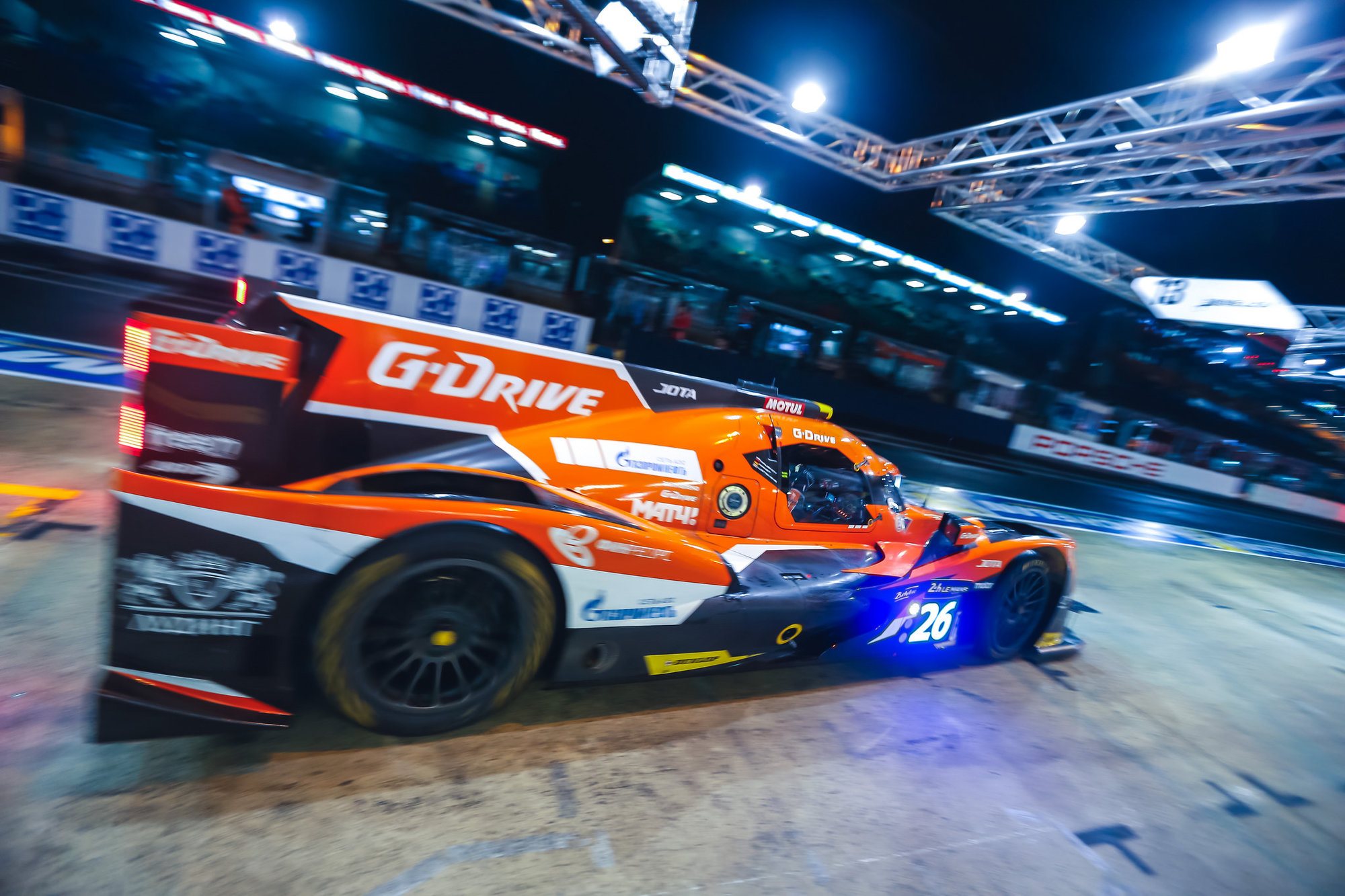 Tým G-DRIVE Racing nasadil v závodě 24 h Le Mans prototyp Oreca 05 Nissan ve tříde LMP2 s posádkou Rast / Rusinov / Stevens