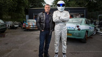 Současný moderátor Top Gearu, Matt LeBlanc, bok po boku s tajemným Stigem