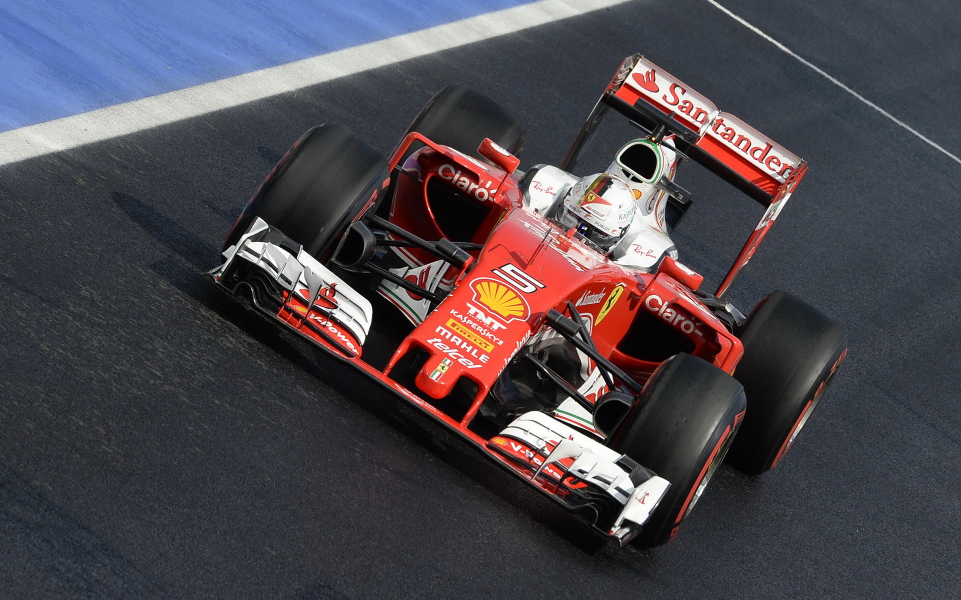 Sebastian Vettel při sobotním tréninku v Maďarsku