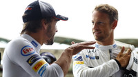 Fernando Alonso a Jenson Button v Maďarsku