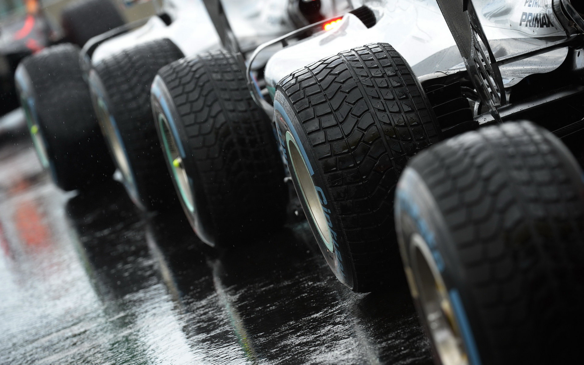 Pirelli se zaměří na vylepšení pneumatik do deště, zejména na čas potřebný pro jejich zahřátí na provozní teplotu