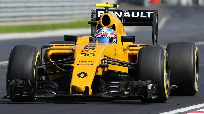Usedne do vozu Renault v příštím roce Pérez?