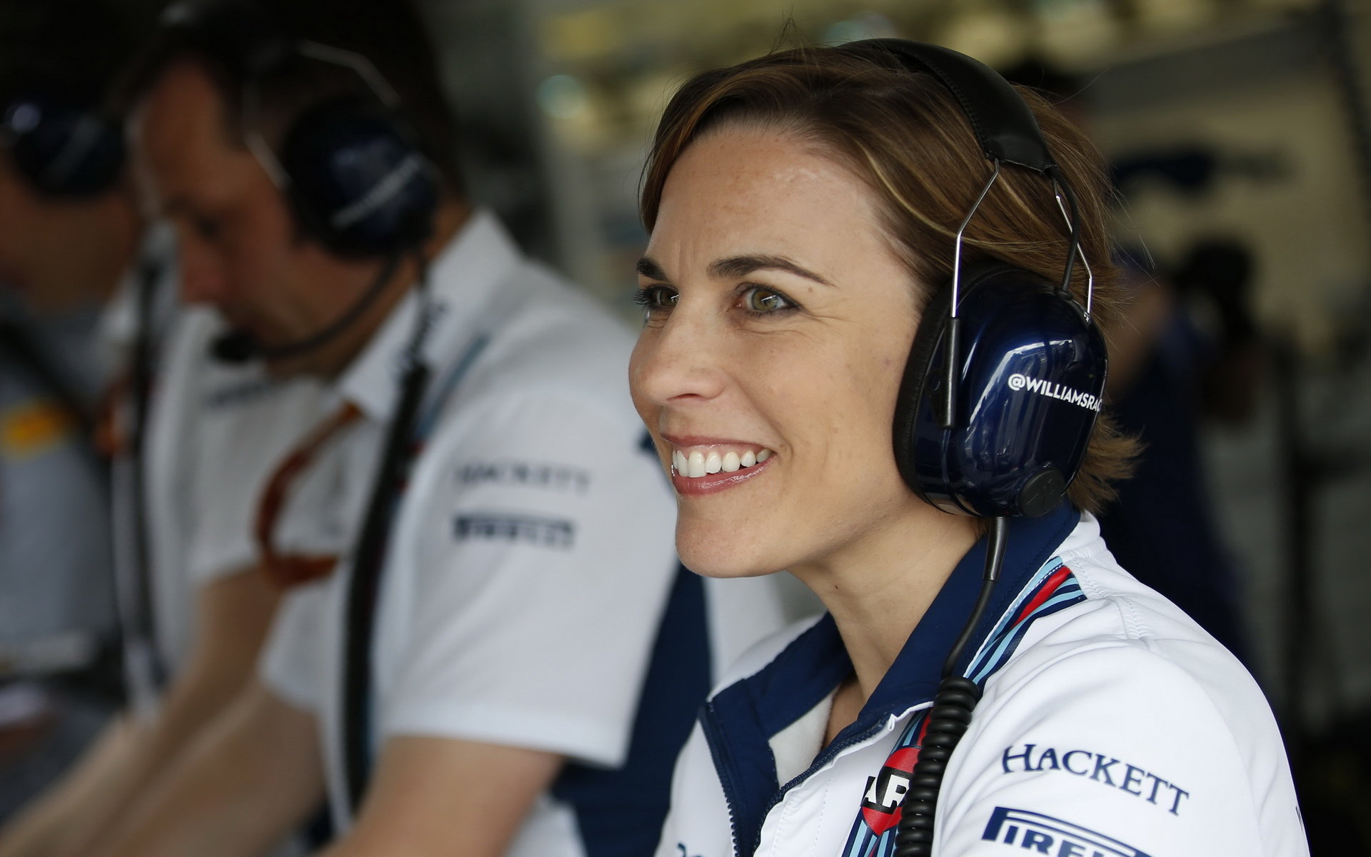 Claire Williamsová statečně čelila dotazům svých  mužský kolegů z padoku F1