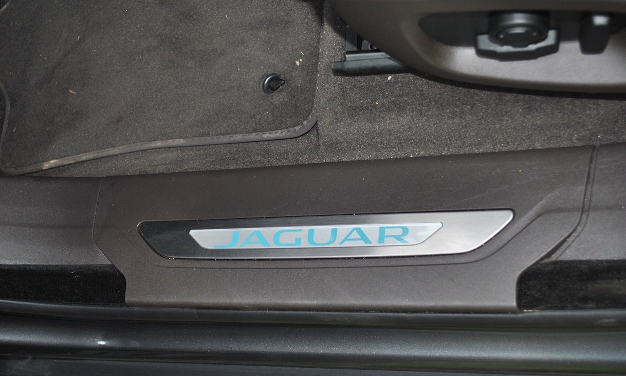 Jaguar F-Pace 2.0d AWD Portfolio