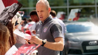 Fotbalisté Bayernu Mnichov mají nová Audi.