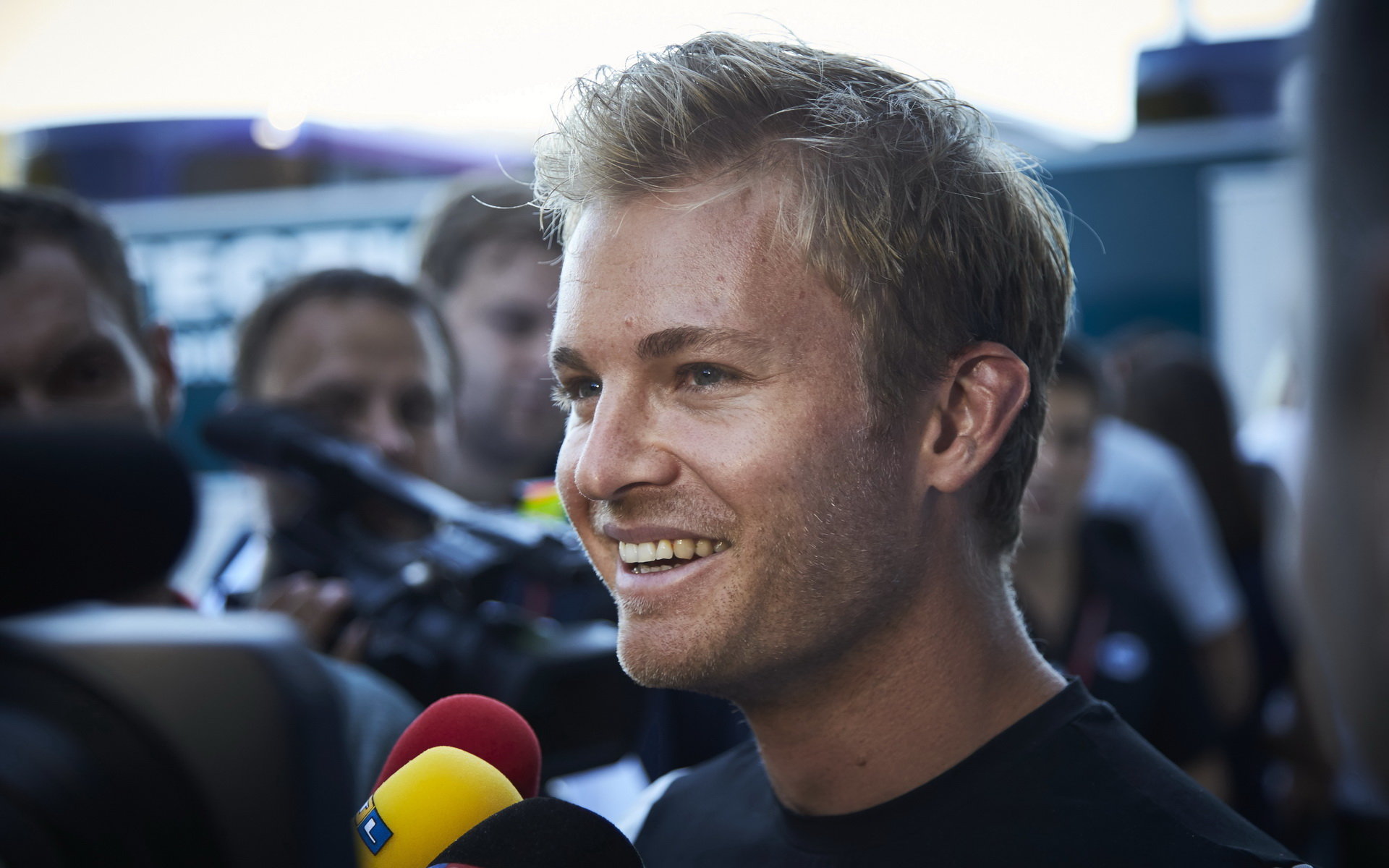 Nico Rosberg měl po druhém tréninku důvod k úsměvu