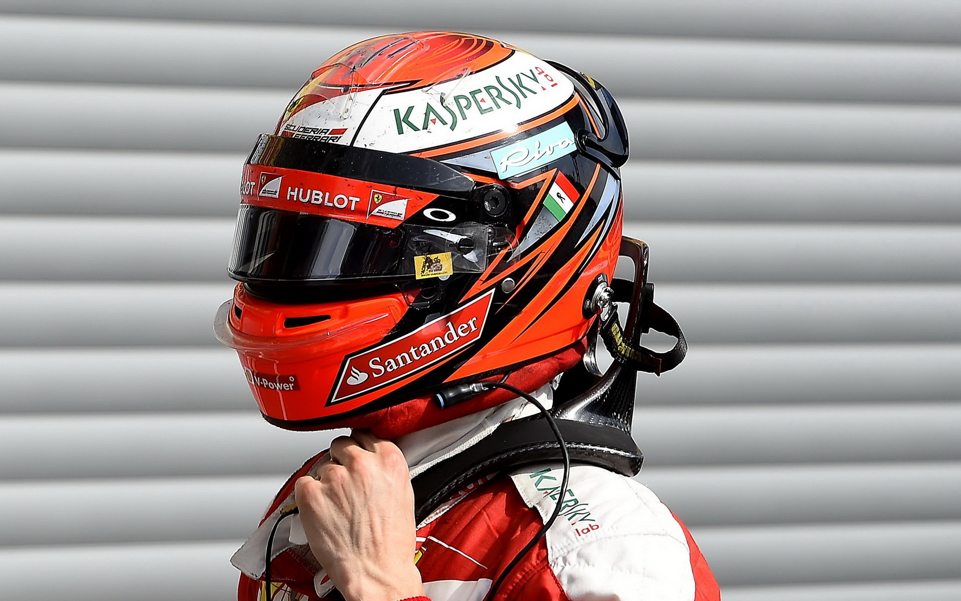 Kimi Räikkönen začíná mít alergii na číslo 33