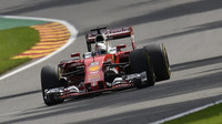 Sebastian Vettel v závodě v Belgii