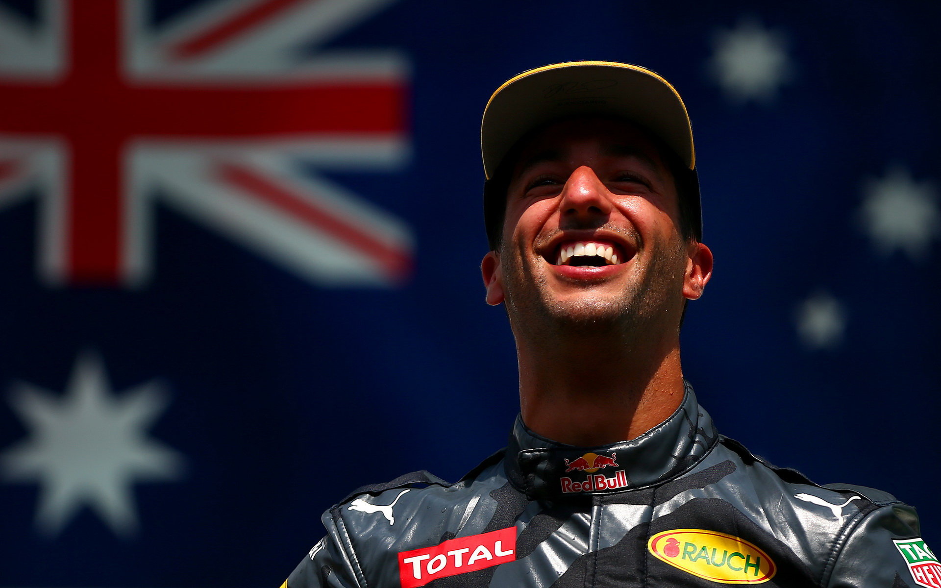 Daniel Ricciardo svého kolegu moc shazovat nebude