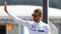 Jenson Button předčasně po kolizi s Pascalem Wehrleinem ukončil závod v Belgii