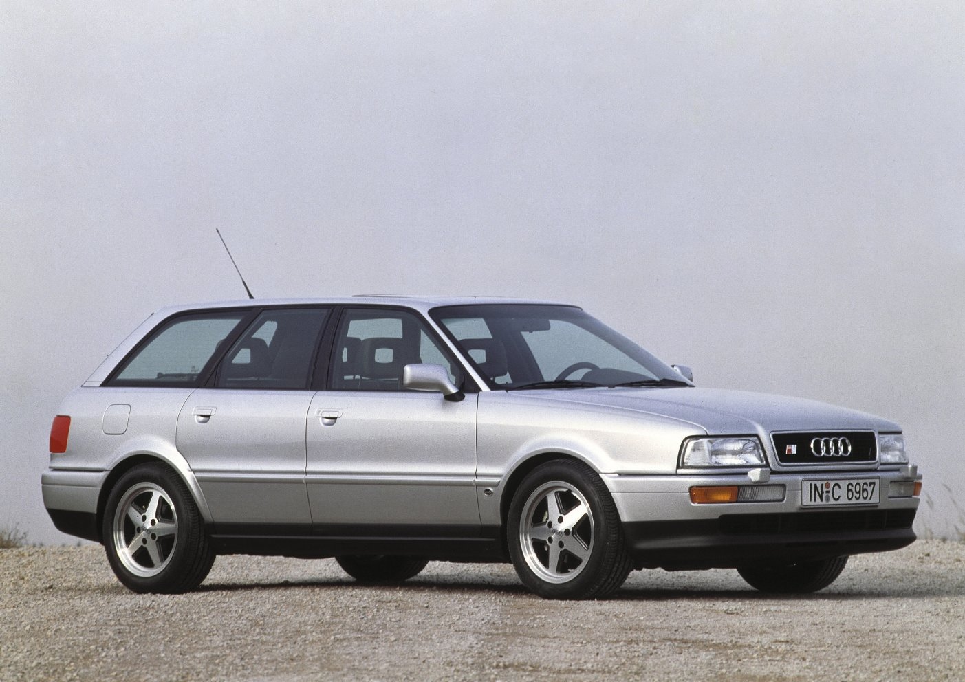 Audi S2 Avant (B4), rok výroby 1992