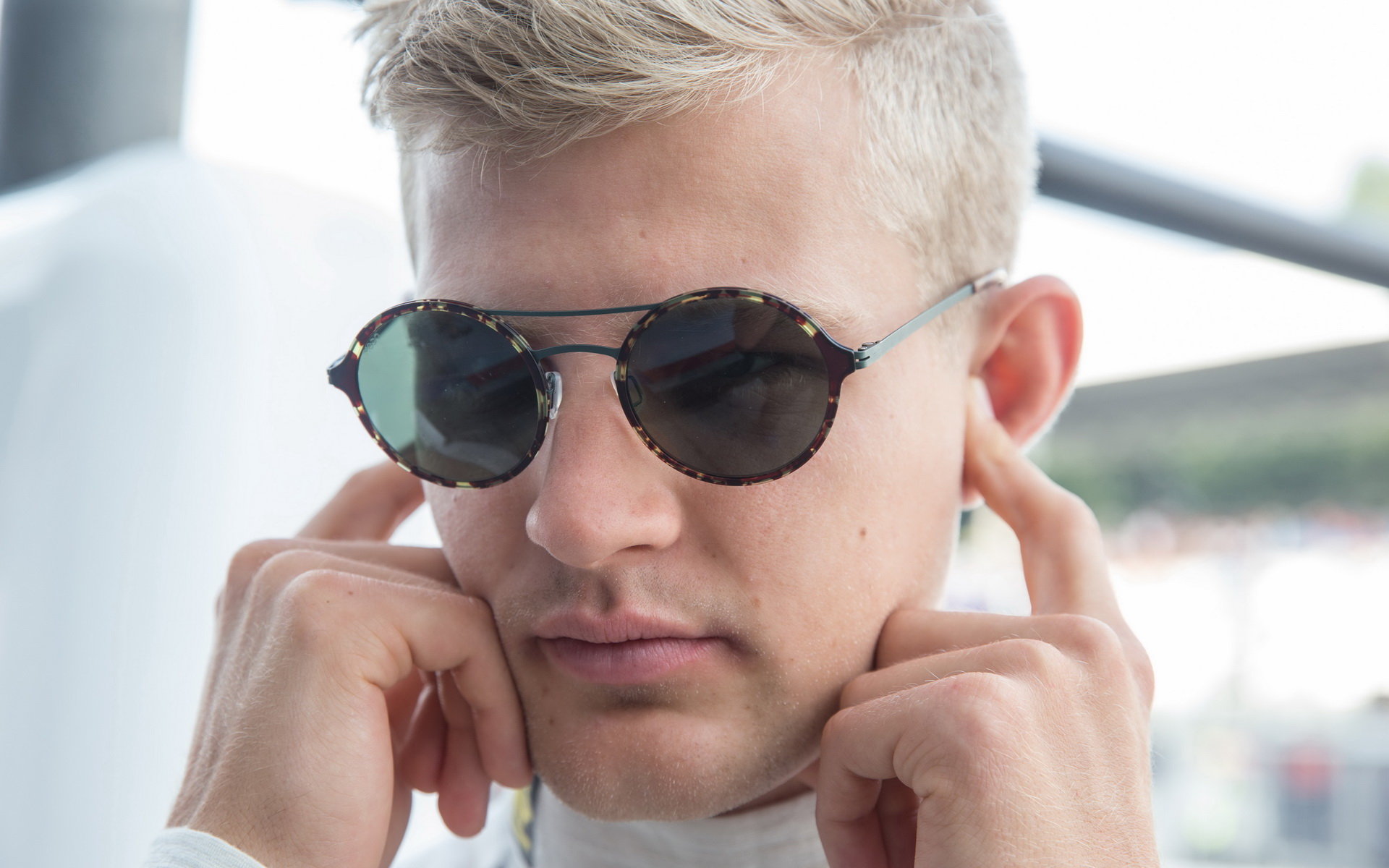 Marcus Ericsson v Monze