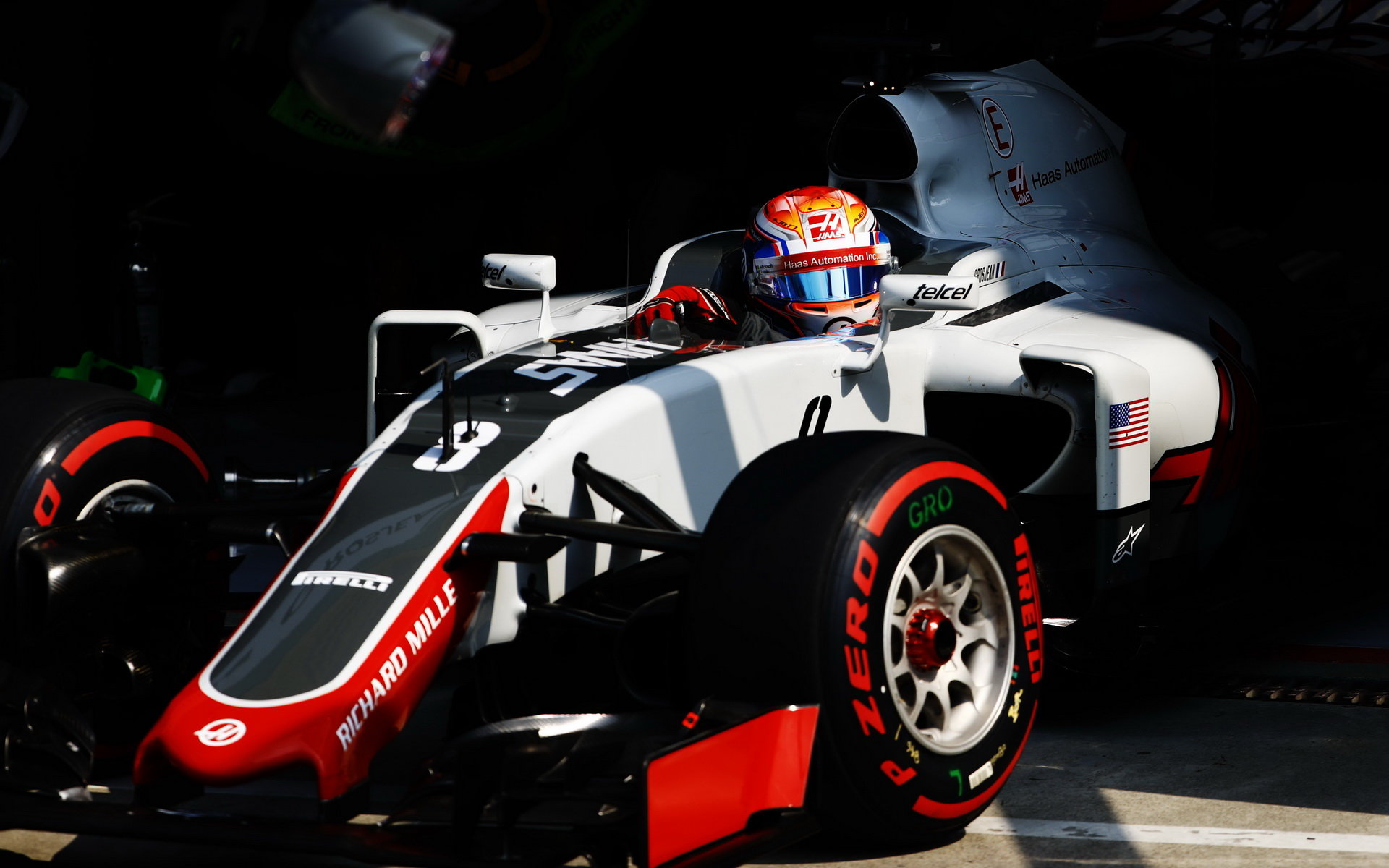 Romain Grosjean v kvalifikaci na Monze