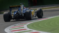 Felipe Nasr při pátečním tréninku na Monze