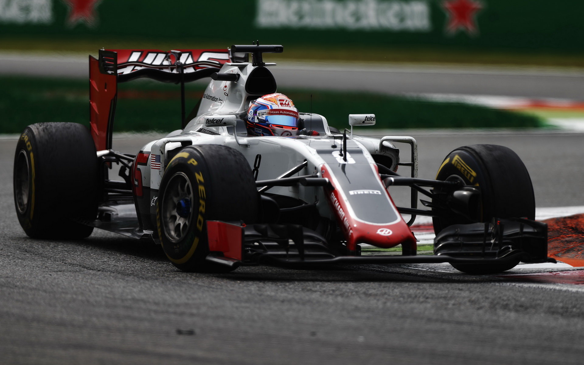Romain Grosjean přivezl Haasovi zatím 28 bodů