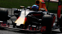 Daniel Ricciardo v kvalifikaci na Monze