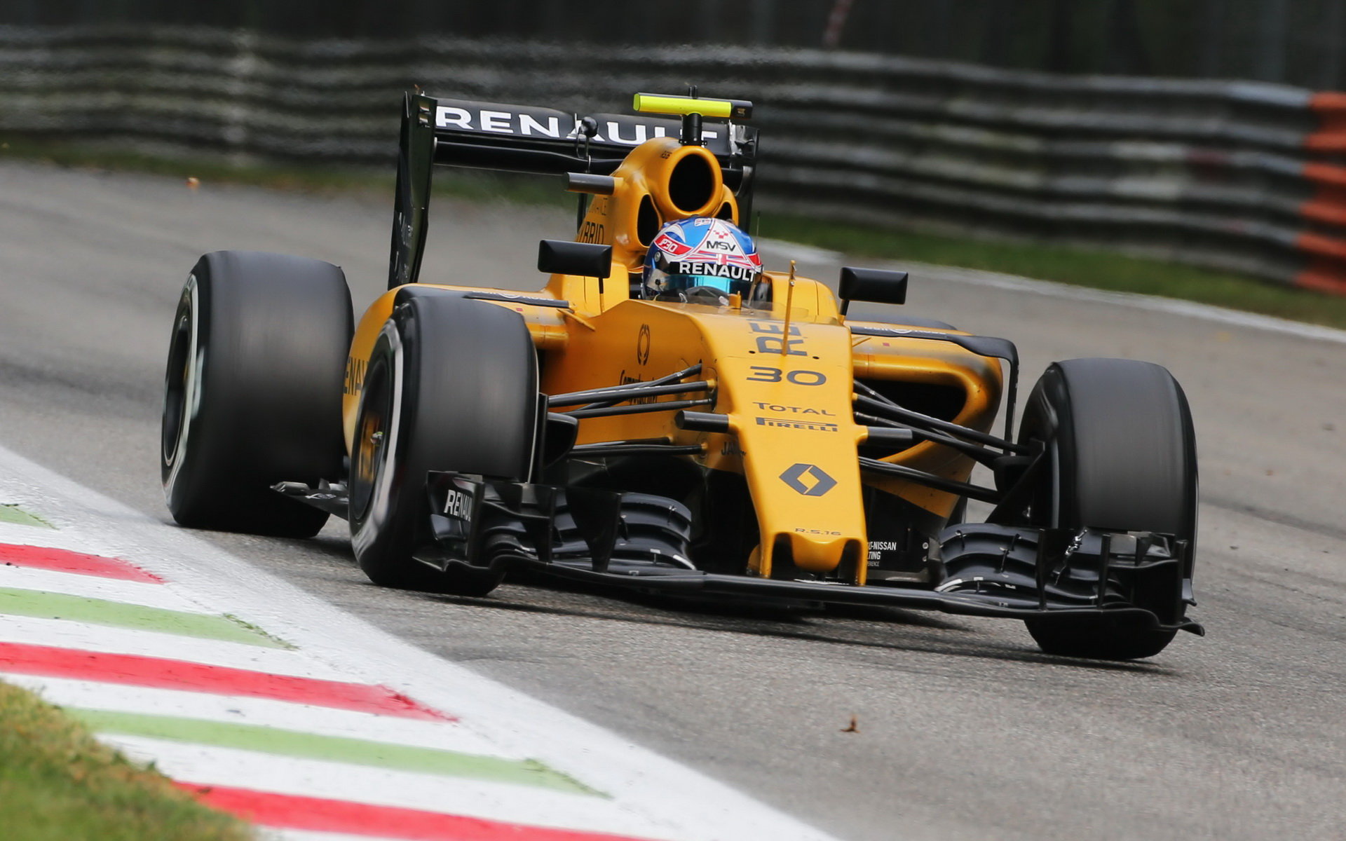 Renault je s prvními testy nového motoru spokojený