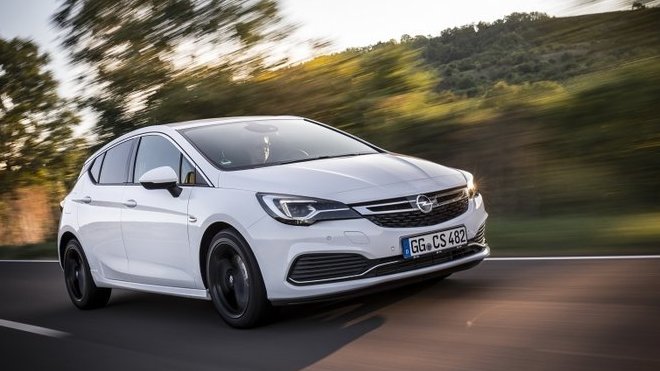 Opel Astra OPC Line (2016)