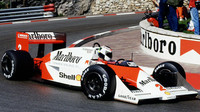 Steffan Johansson s McLarenem MP4/3 v GP Monaka 1987