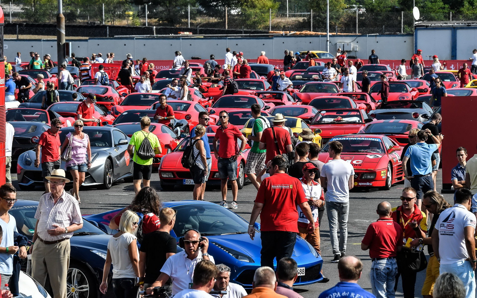 Německý okruh Hockenheim hostil o víkendu Ferrari Racing Days