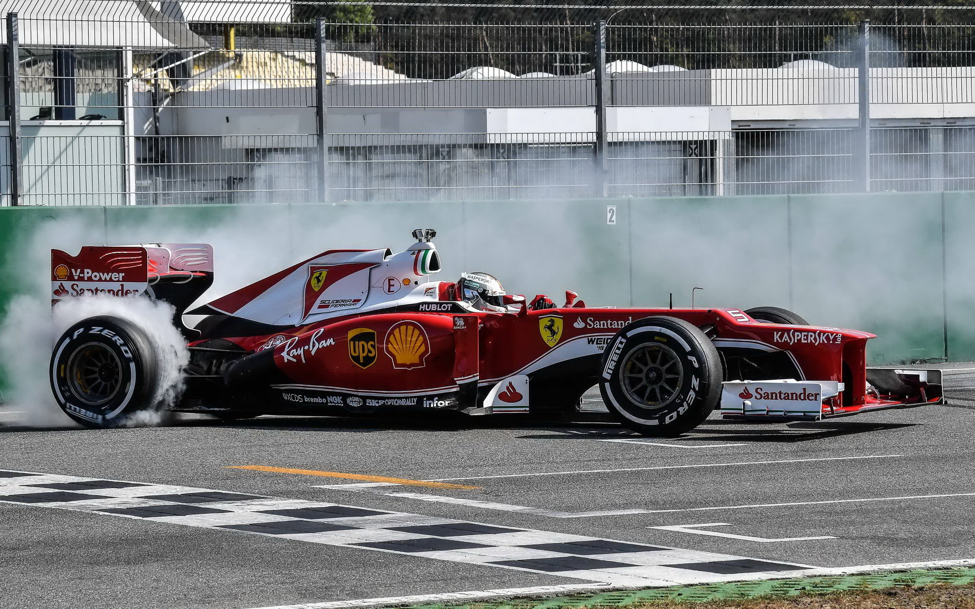 Opotřebení pneu se Vettel bojí - pokud se tak neděje záměrně