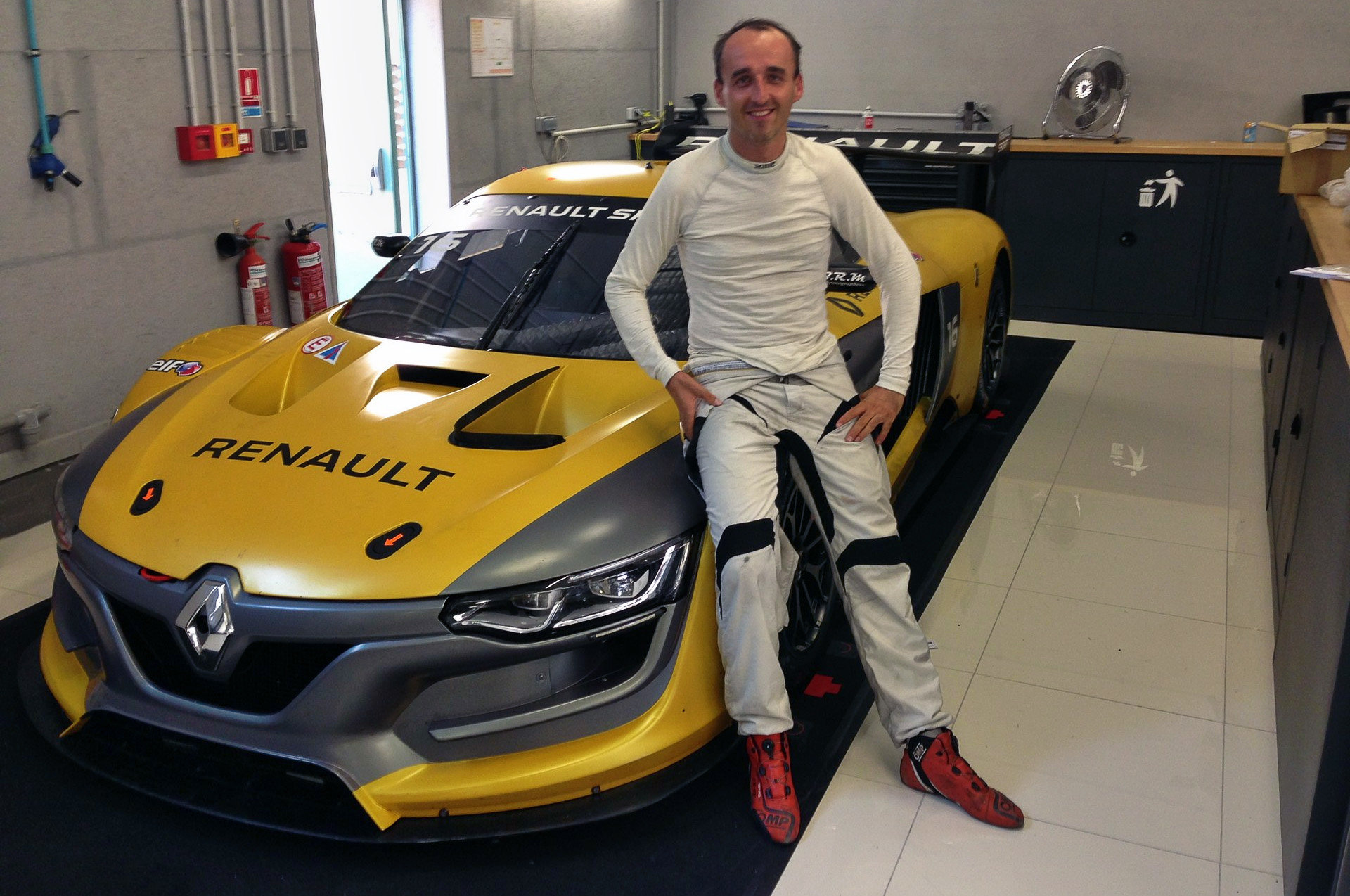 Robert Kubica bude závodit s Renaultem RS01