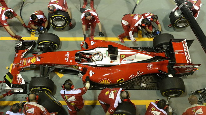 Sebastian Vettel skončil kvalifikaci podstatně dříve, než čekal (ilustrační foto)
