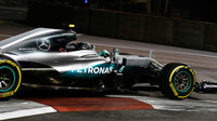 Nico Rosberg při pátečním tréninku v Singapuru