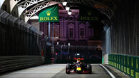 Daniel Ricciardo v kvalifikaci v Singapuru