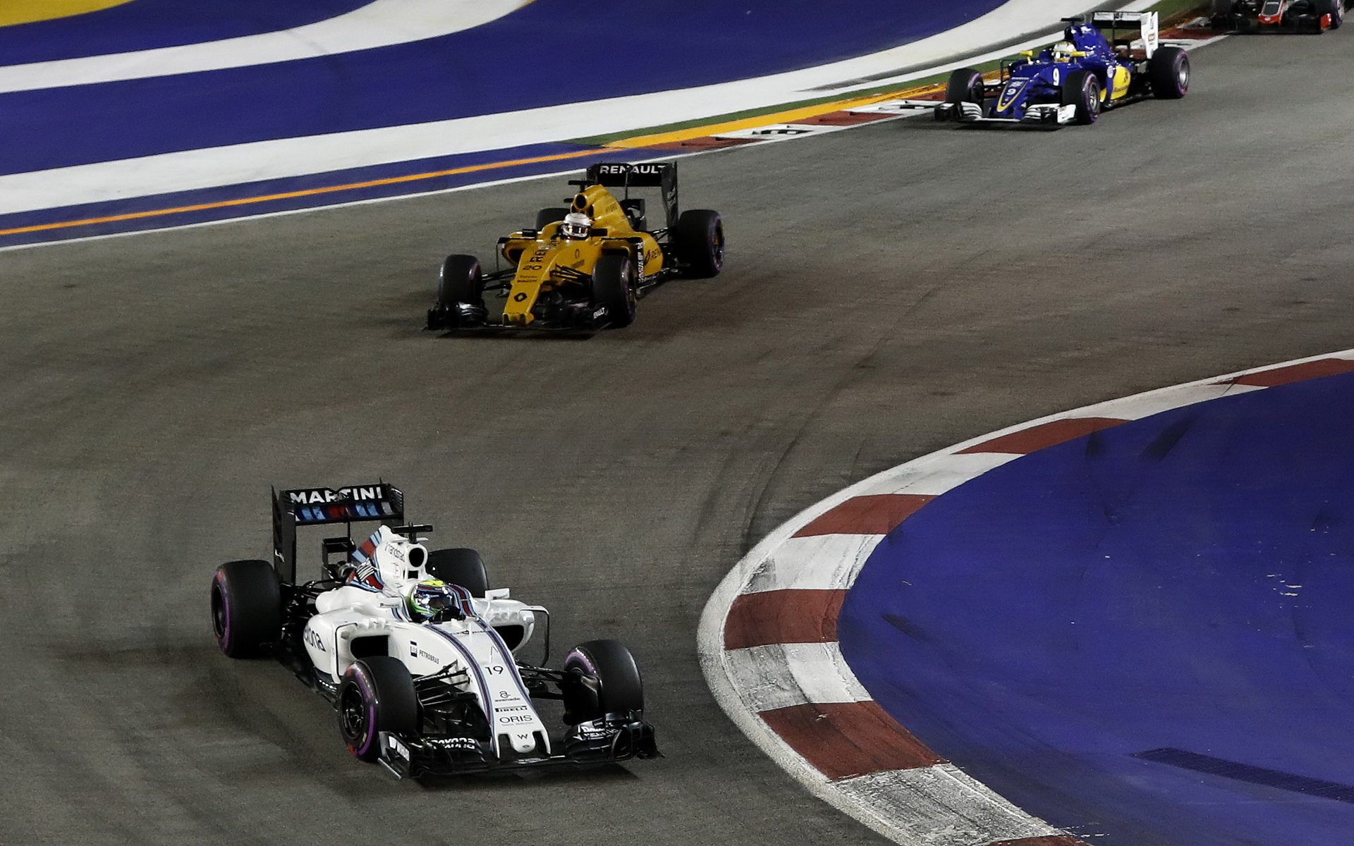 Felipe Massa v závodě v Singapuru