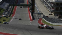 Audi R18 e-tron quattro s posádkou Benoit Tréulier,Marcel Fässler, André Lotterer