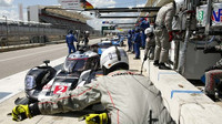 Porsche 919 Hybrid s posádkou Dumas, Lieb, Jani