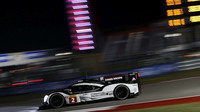 Porsche 919 Hybrid s posádkou Dumas, Lieb, Jani