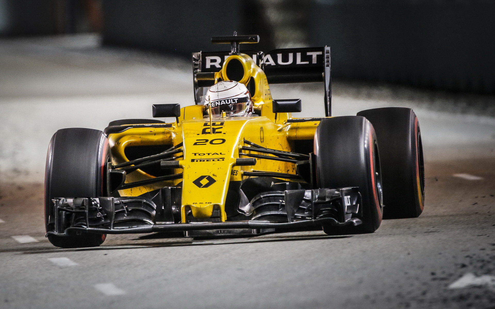 Kevin Magnussen v Singapuru