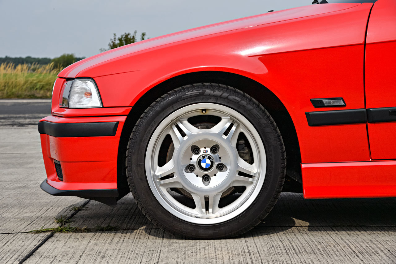 BMW M3 Compact (E36)
