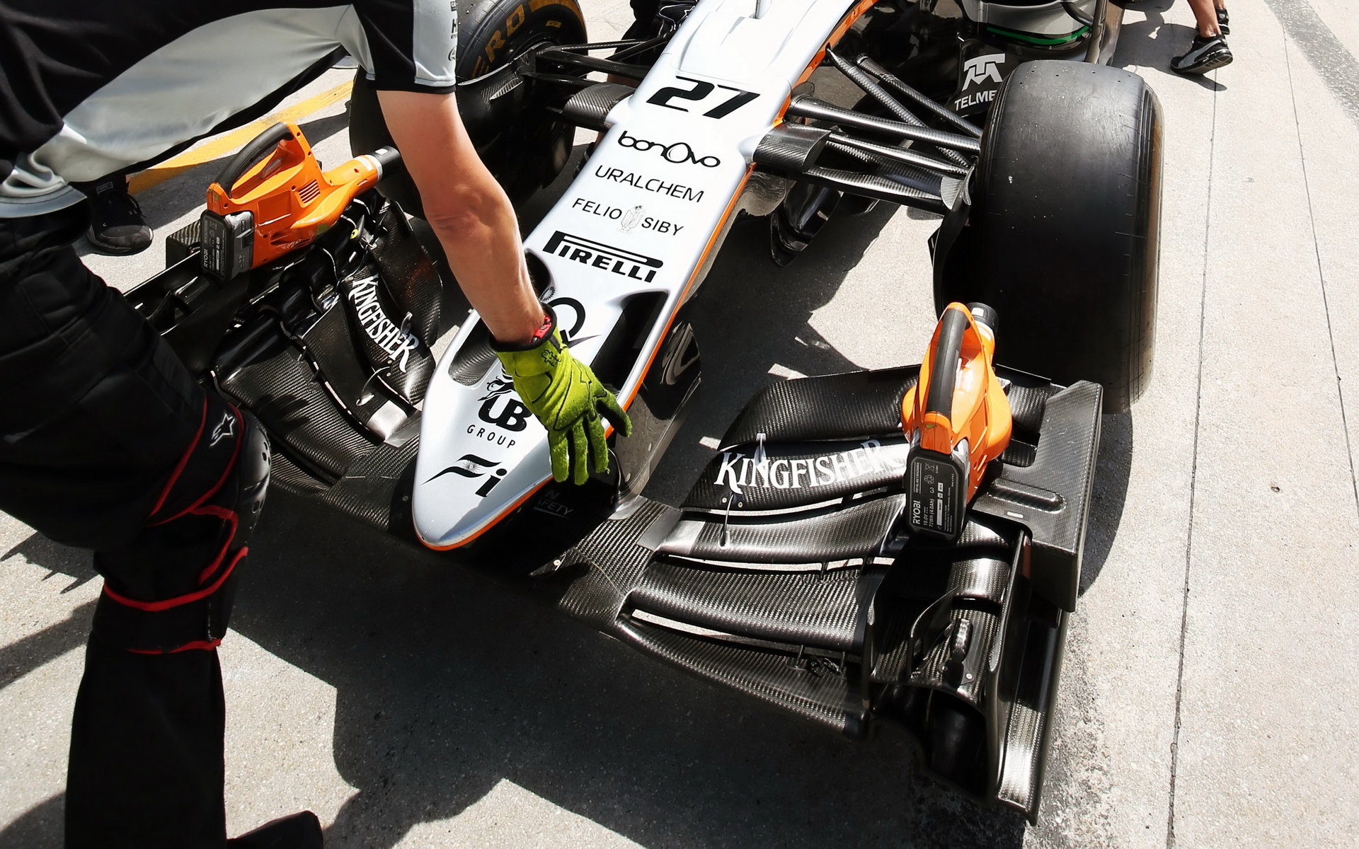 Přední křídlo vozu Force India VJM09 - Mercedes v Malajsii